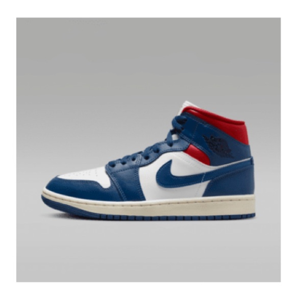 Authentic and Brand New Nike